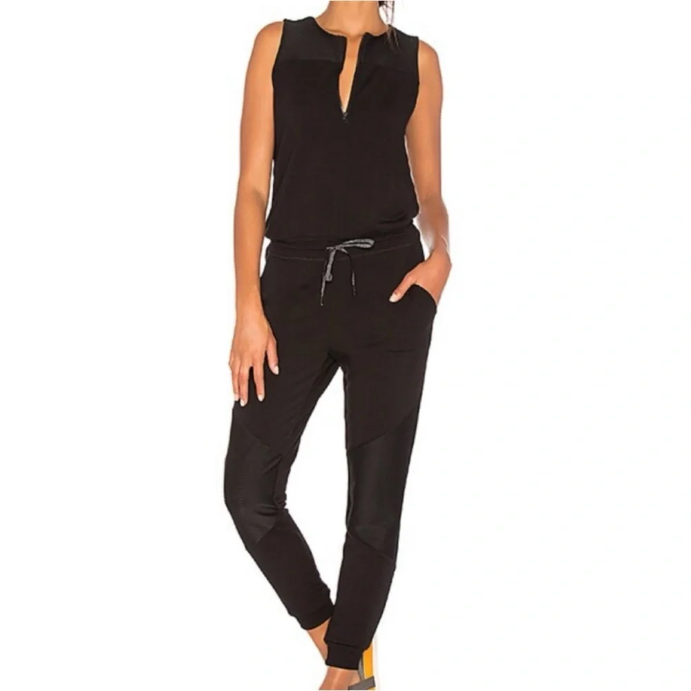 Beyond Yoga Easy Rider Moto Jumpsuit NWT - Picture 1 of 10